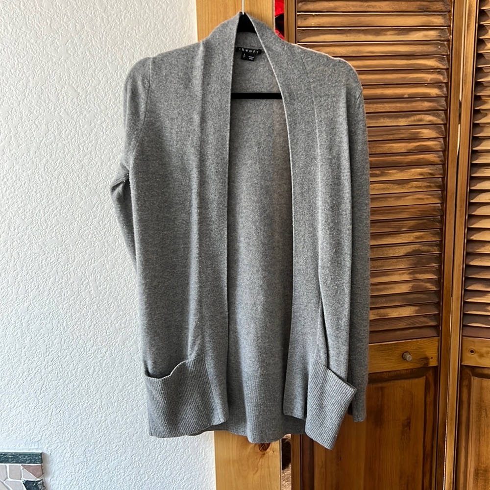 Theory cashmere sweater sm